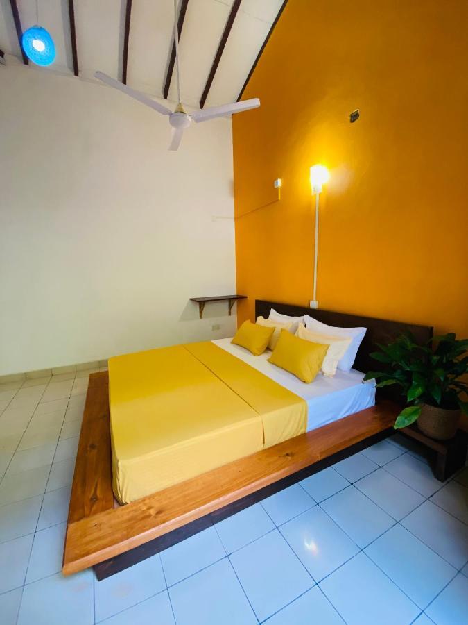 Hotel Surf N Spice - Hiriketiya Dikwella Sur Exterior foto