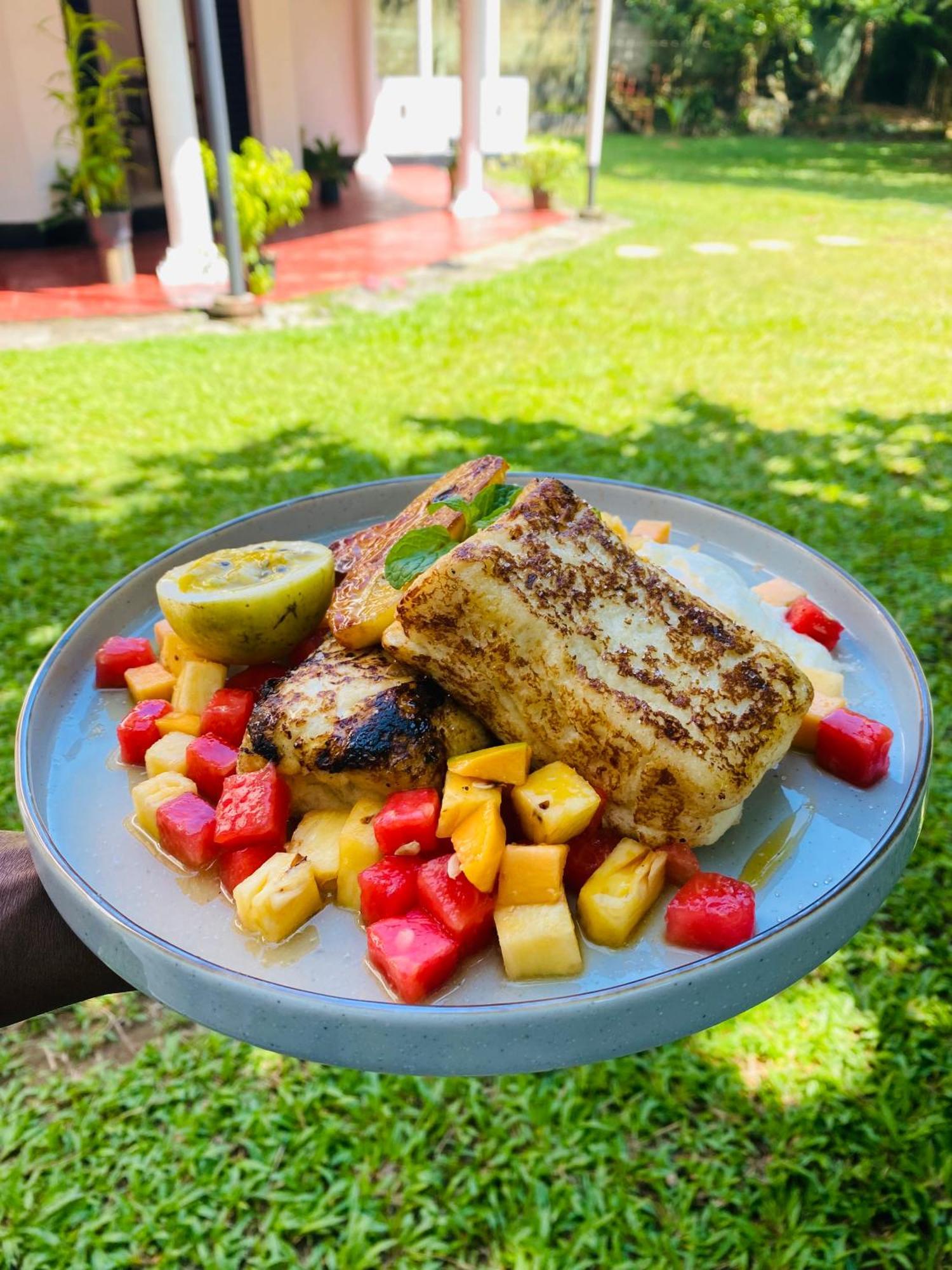 Hotel Surf N Spice - Hiriketiya Dikwella Sur Exterior foto