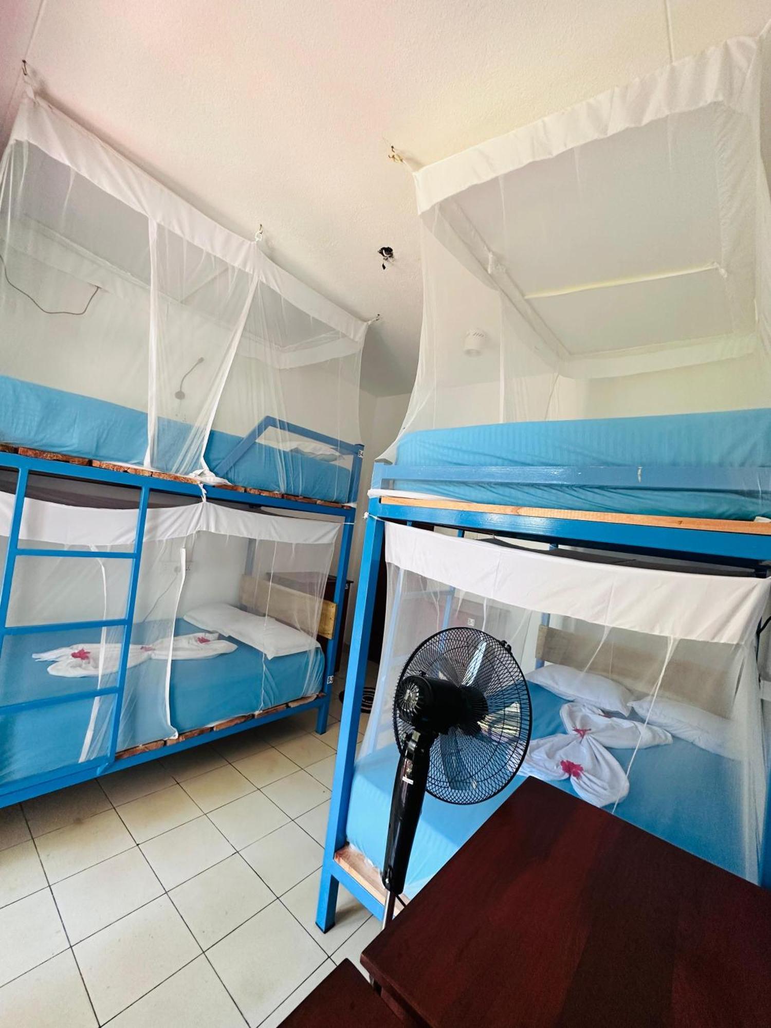 Hotel Surf N Spice - Hiriketiya Dikwella Sur Exterior foto
